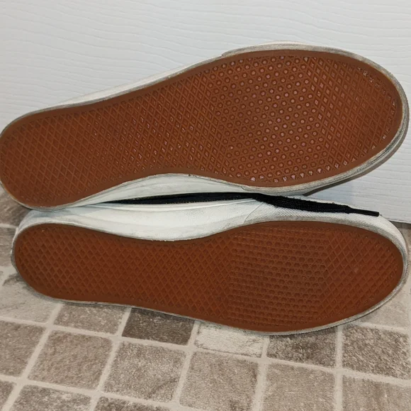 Metallic Silver Sk8 Hi Old-school Vans - Picture 2 of 8